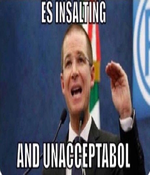 Imagen de Es insalting and unacceptabol numero 0